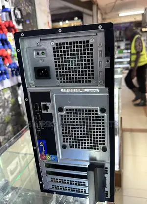 Desktop Computer Dell 8GB Intel Core I7 HDD 500GB