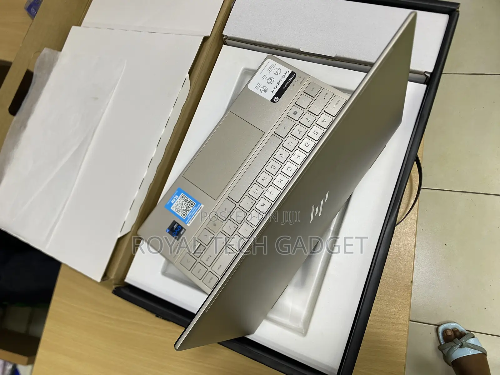New Laptop HP Envy X360 8GB Intel Core I7 SSD 512GB