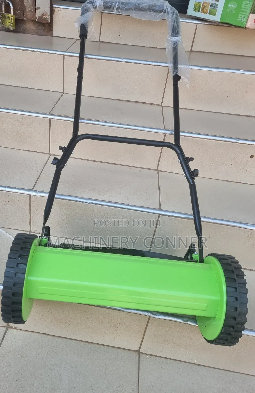 Manual Lawn Mower/ Brush Cutter