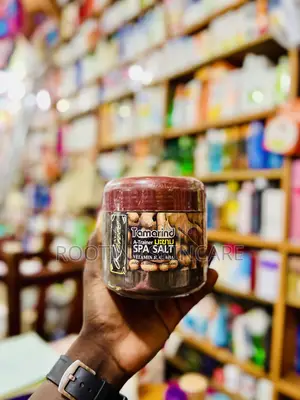 Madam Ranae Tamarind Spa Salt Vitamin E ,C Aha Scrub