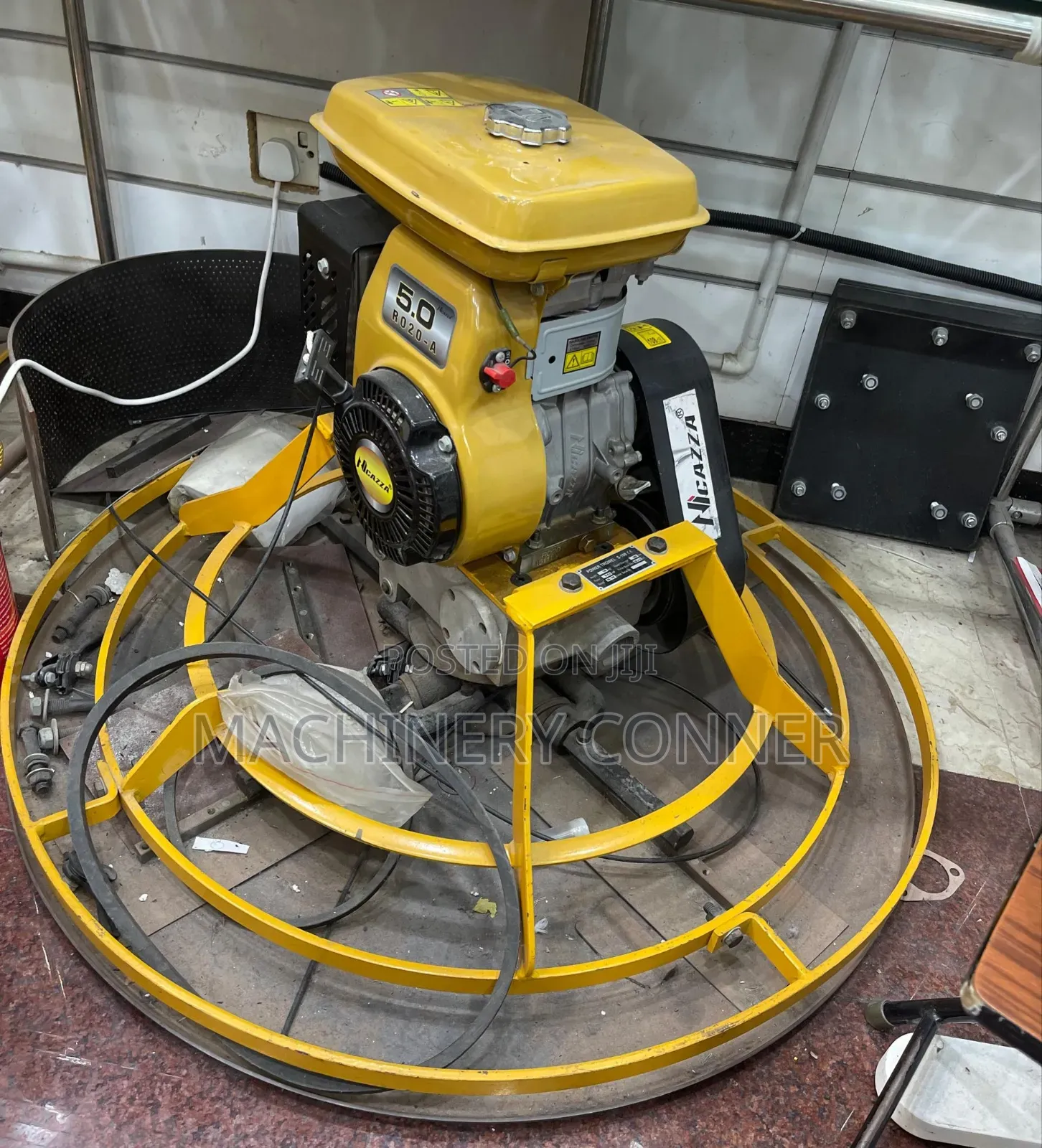 Power Float/Power Trowel.