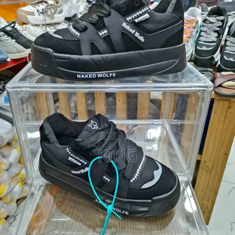 Banal Rear Sneakers