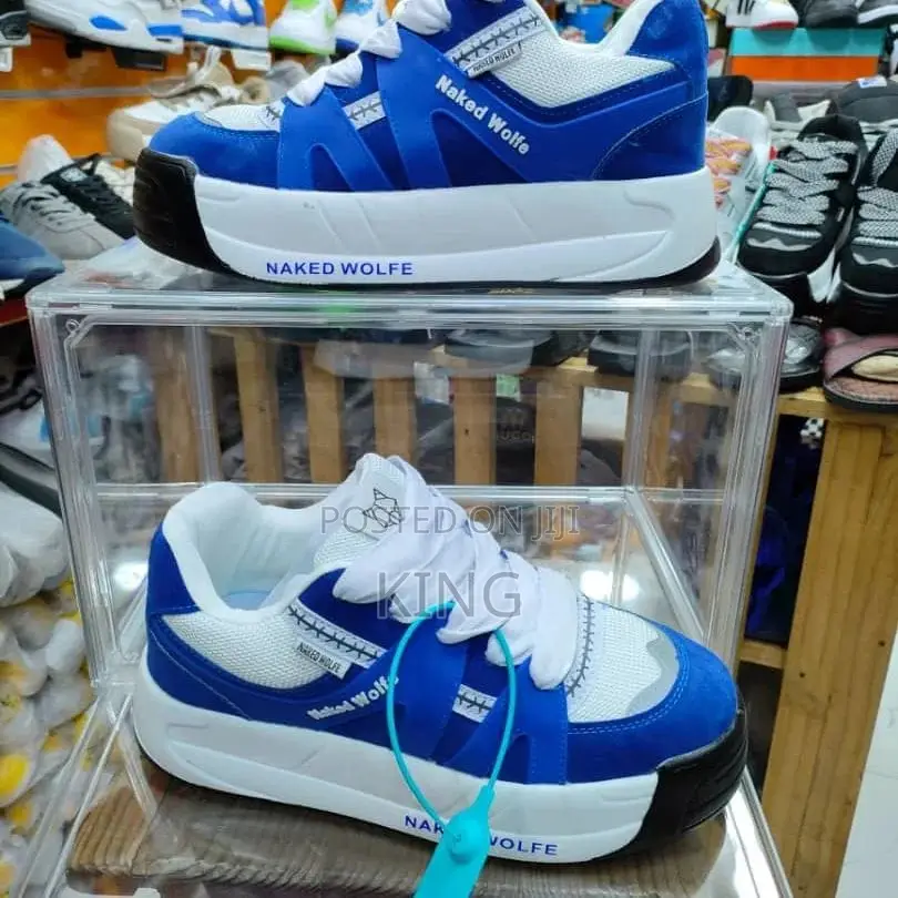 Banal Rear Sneakers