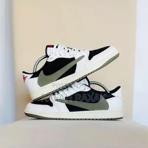 Original Nike Air Jordan 1 Low Travis Scott Olive Sneaker