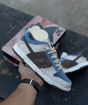 Original Nike SB Dunk Low FIFA World Cup 2022 Qatar Sneaker