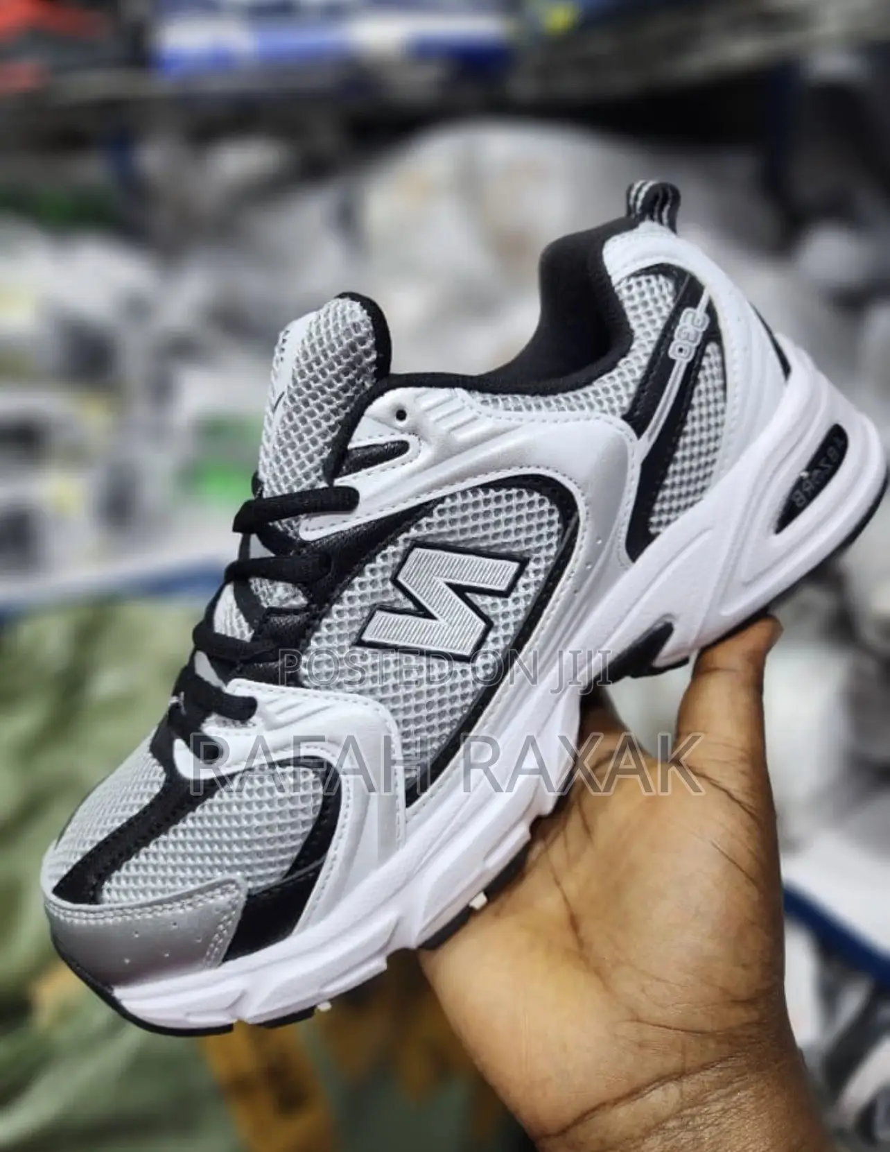 Original New Balance 530 Cloth Sneakers