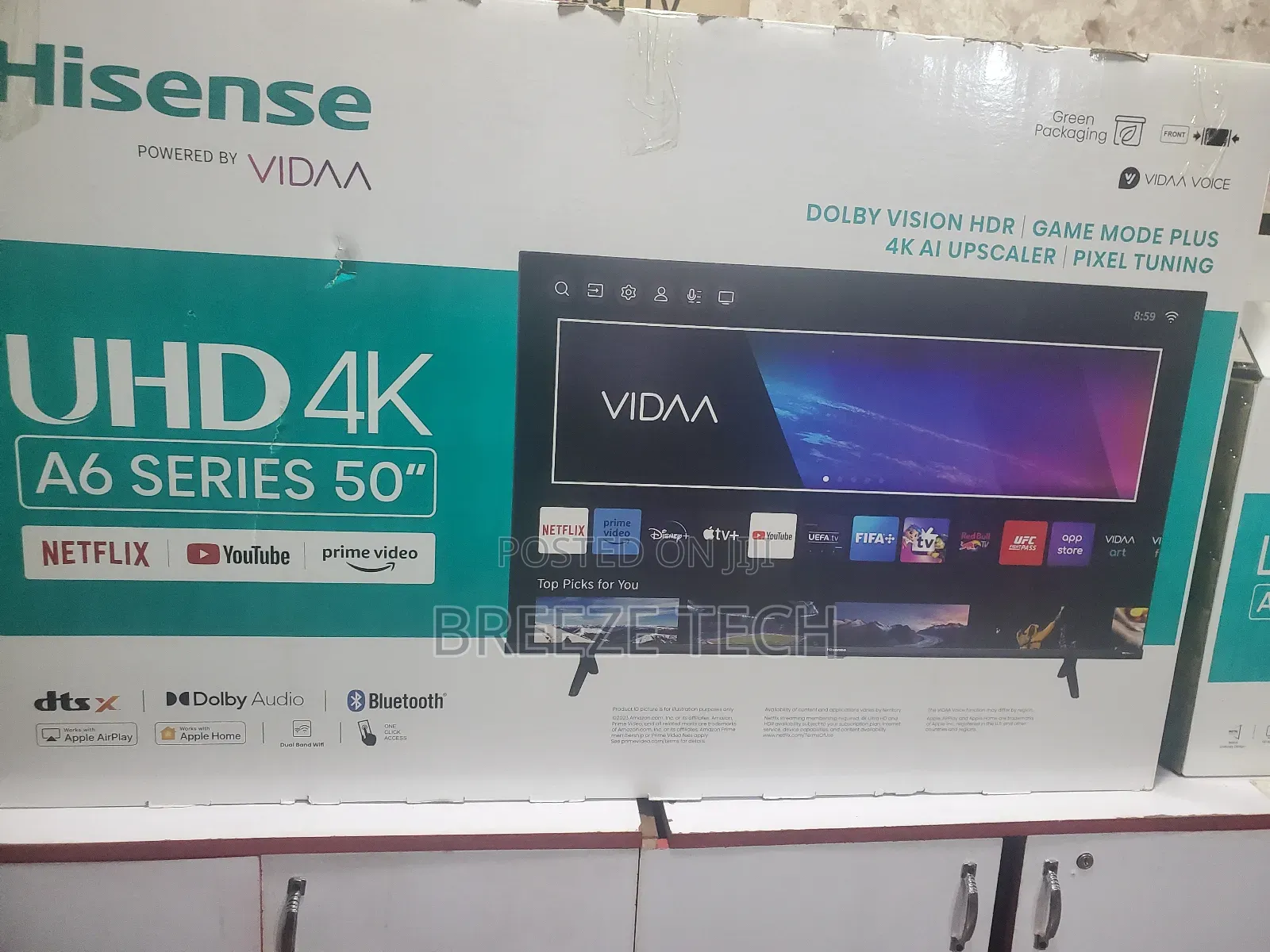 It's Hisense Tv Smart 50"Inch