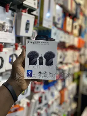 3 in 1 Wireless Lavalier Microphone
