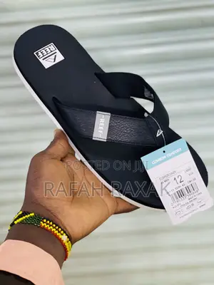 Original Comfortable Black/White Men’S Reef Sandal