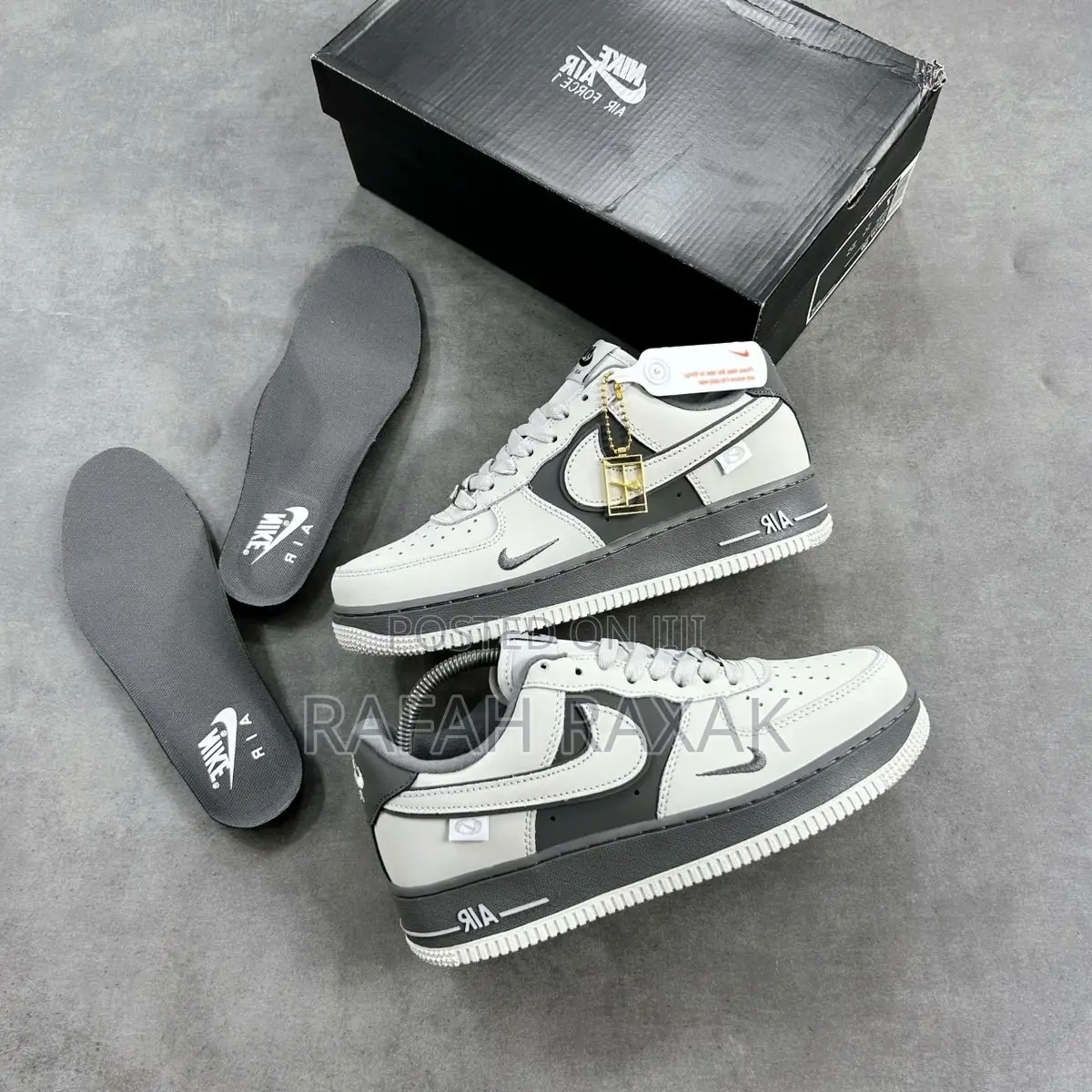 Original Nike Airforce 1 Low Triple Grey Sneaker