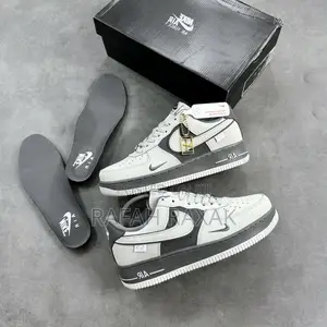 Original Nike Airforce 1 Low Triple Grey Sneaker