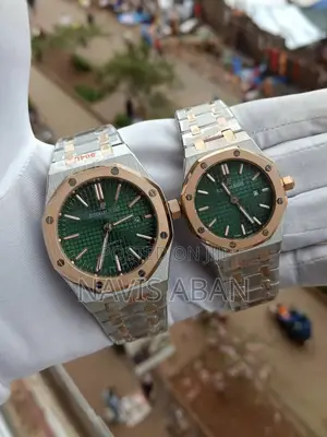 Apair of Audemars Piguet Couple Watches