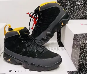 Original Nike Air Jordan 9 Black/University Gold Sneakers