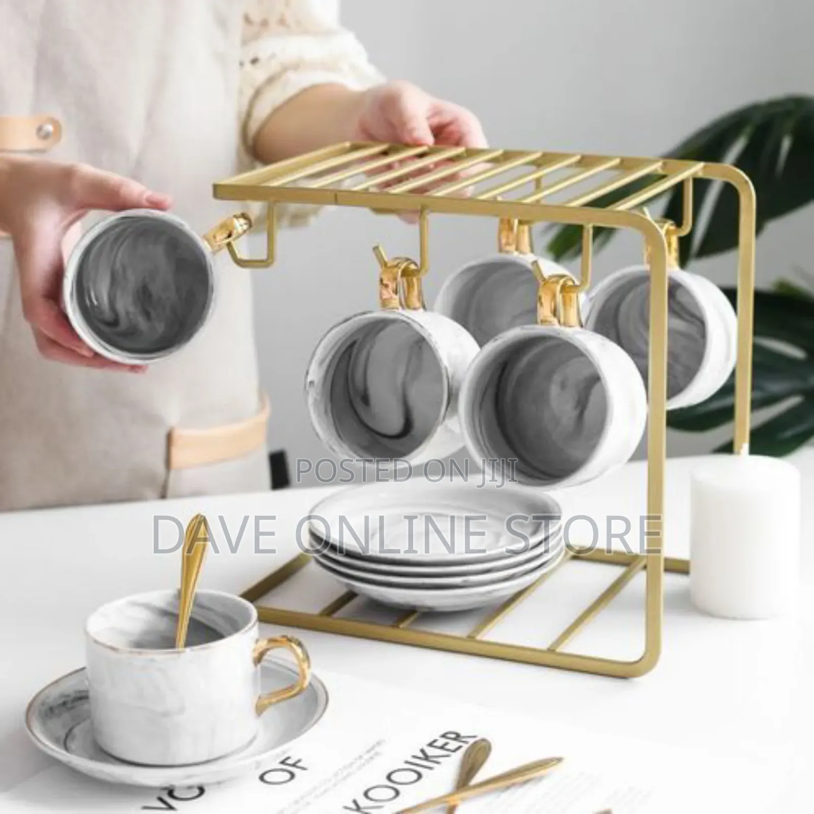 6 Tea Coffee Cups and Saucer Stand Rack Organizer Set- Gold.