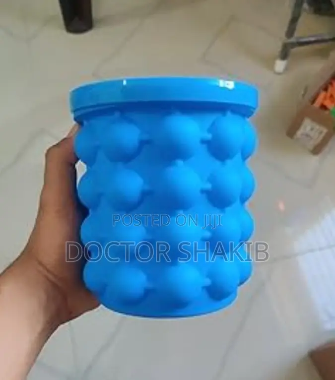 Standard Blue Silicone Home Party and Picnic Ice Cube Bucket