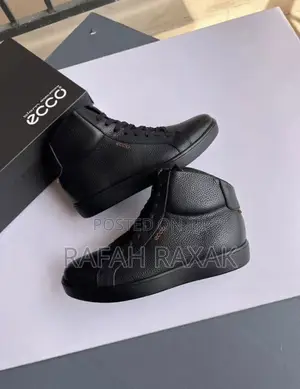 Original Black Leather High Top Casual Ecco Sneakers