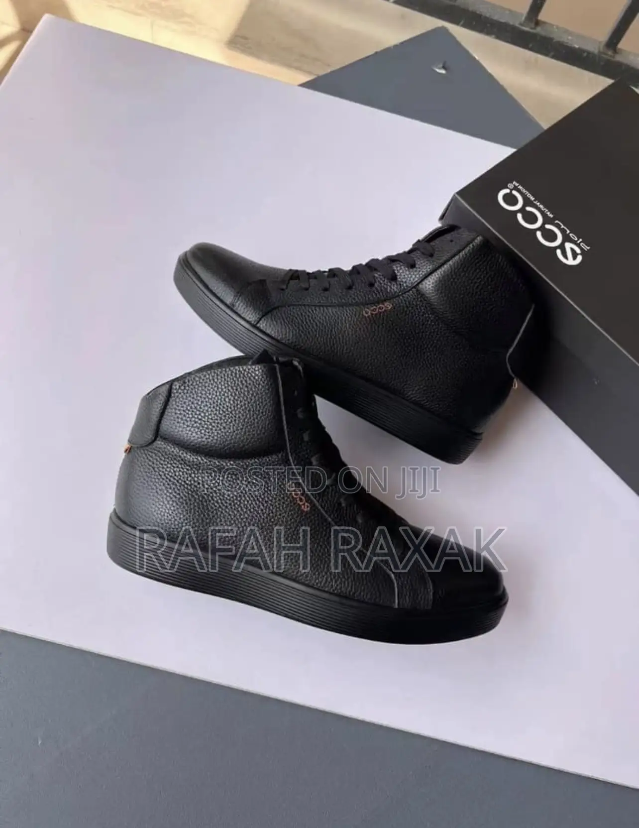 Original Black Leather High Top Casual Ecco Sneakers