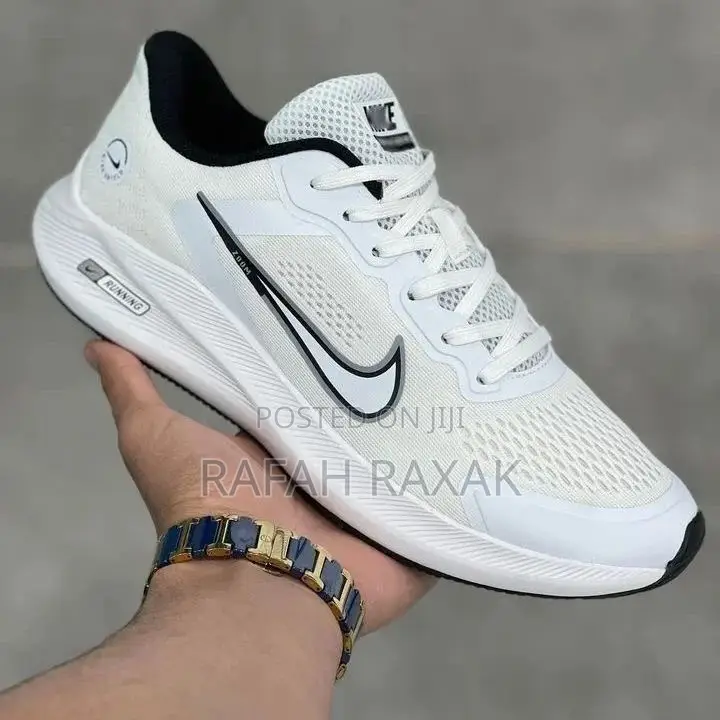 Original White Nike Air Zoom Running Cloth Sneaker
