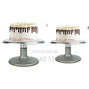 Rotating Cake Stand