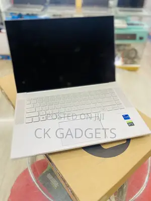 New Laptop HP Pavilion 13 X360 16GB Intel Core I7 SSHD (Hybrid) 1T