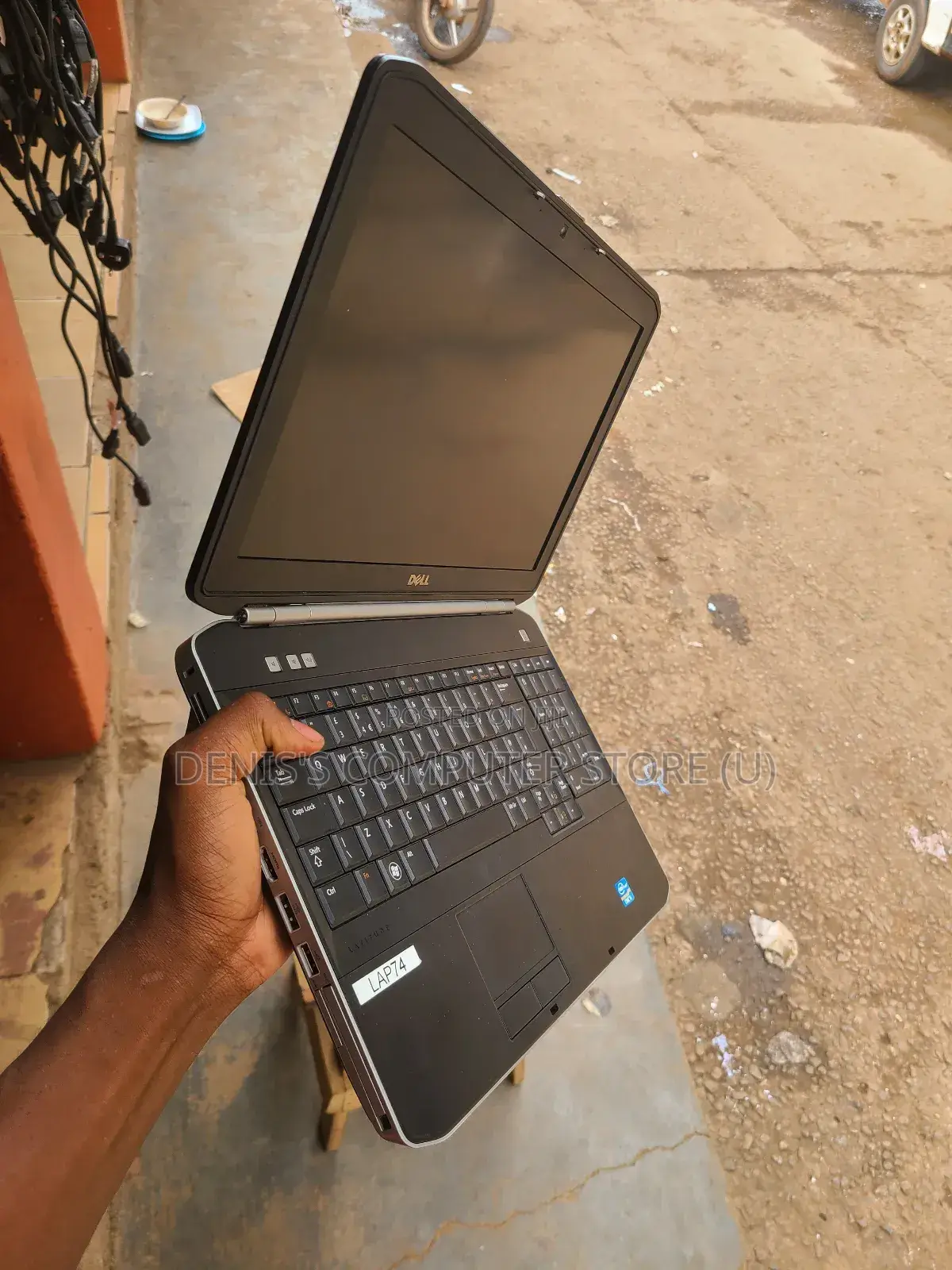 Laptop Dell Latitude E5520 4GB Intel Core I5 HDD+SSD 500GB