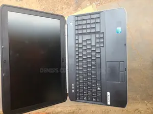 Laptop Dell Latitude E5520 4GB Intel Core I5 HDD+SSD 500GB
