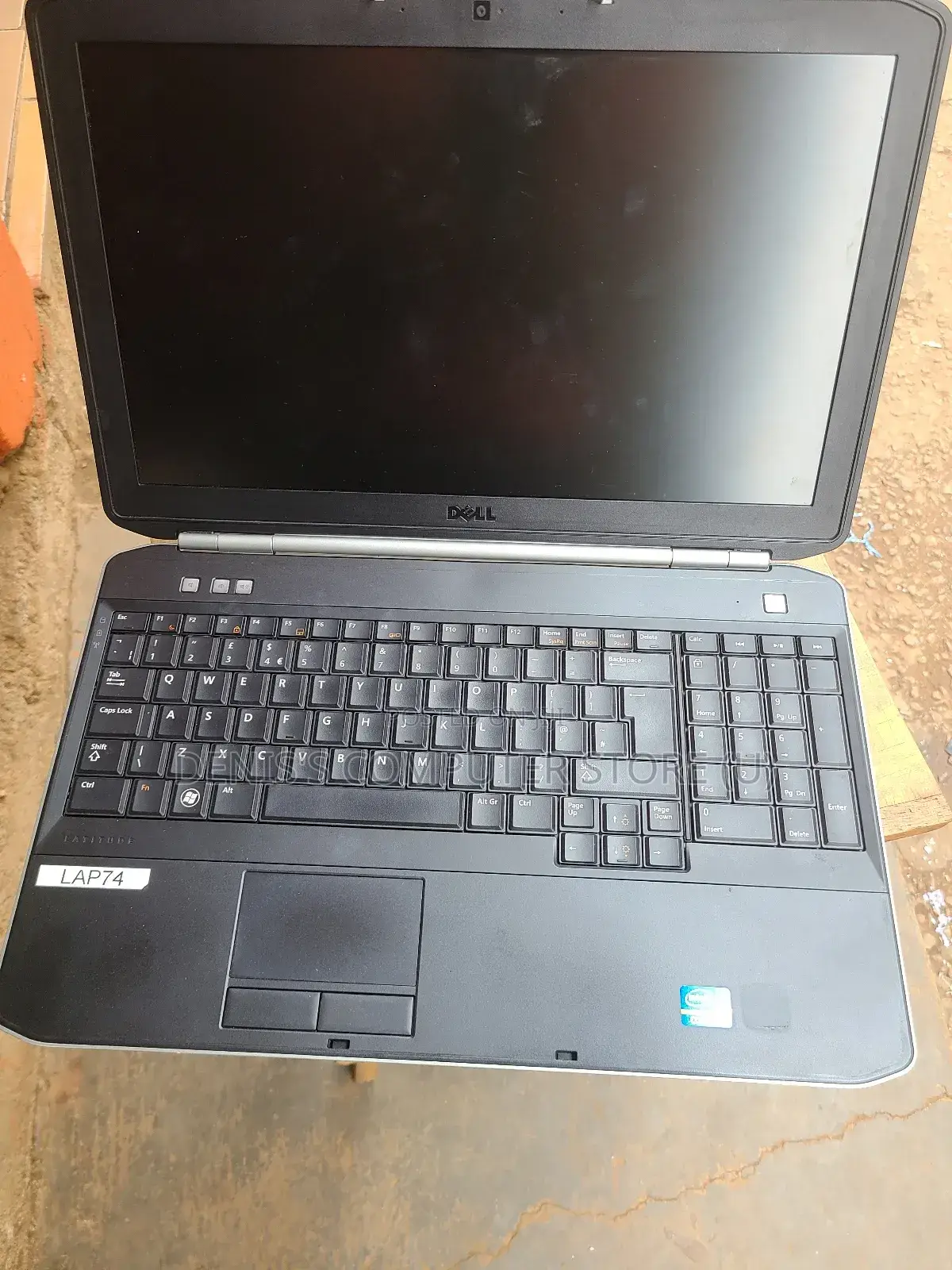 Laptop Dell Latitude E5520 4GB Intel Core I5 HDD+SSD 500GB