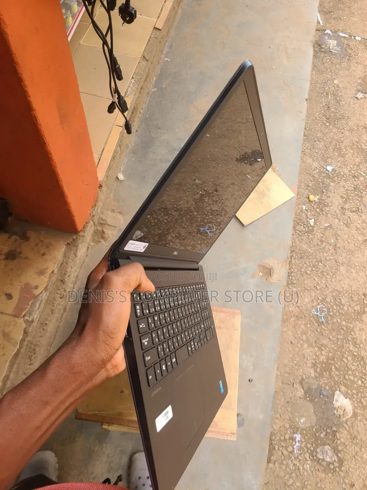 Laptop Dell Latitude E3350 4GB Intel Core I3 HDD+SSD 512GB