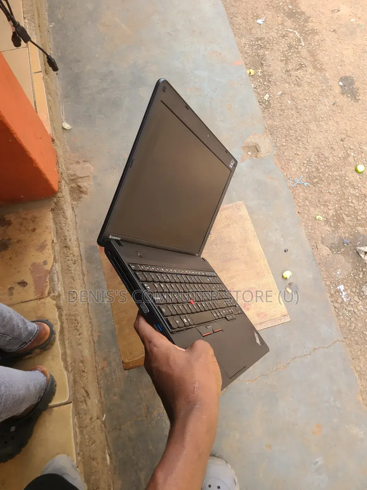 Laptop Lenovo ThinkPad Edge E530 4GB Intel Core I5 HDD+SSD 500GB
