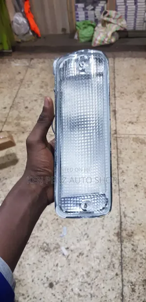 Landcruiser 2 Bumper Lamps