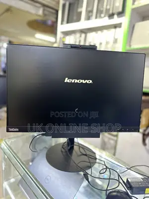 Desktop Computer Lenovo ThinkCentre M700 4GB Intel Core i5 HDD 500GB