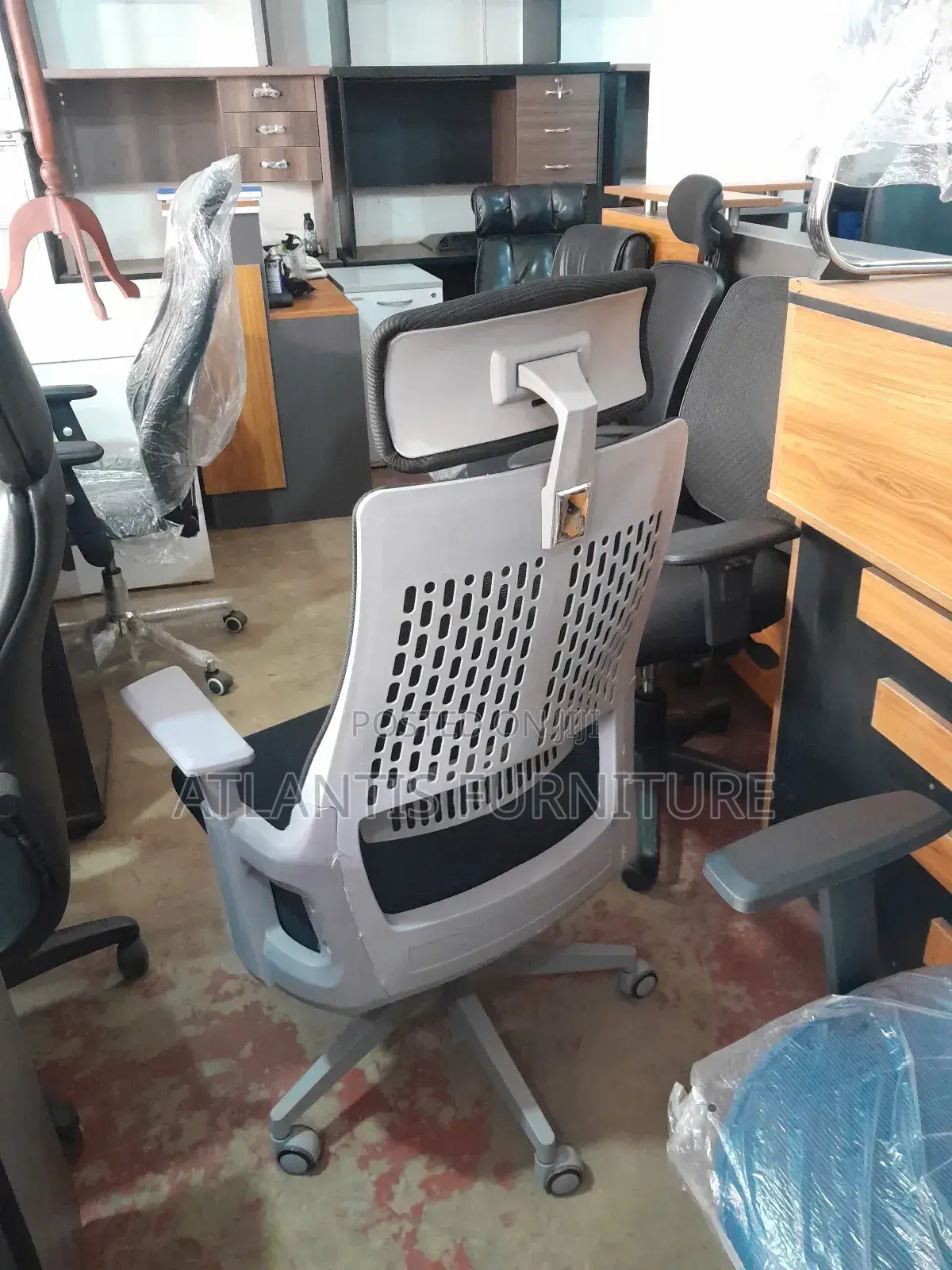 Gray Arm and Back Office Chair
