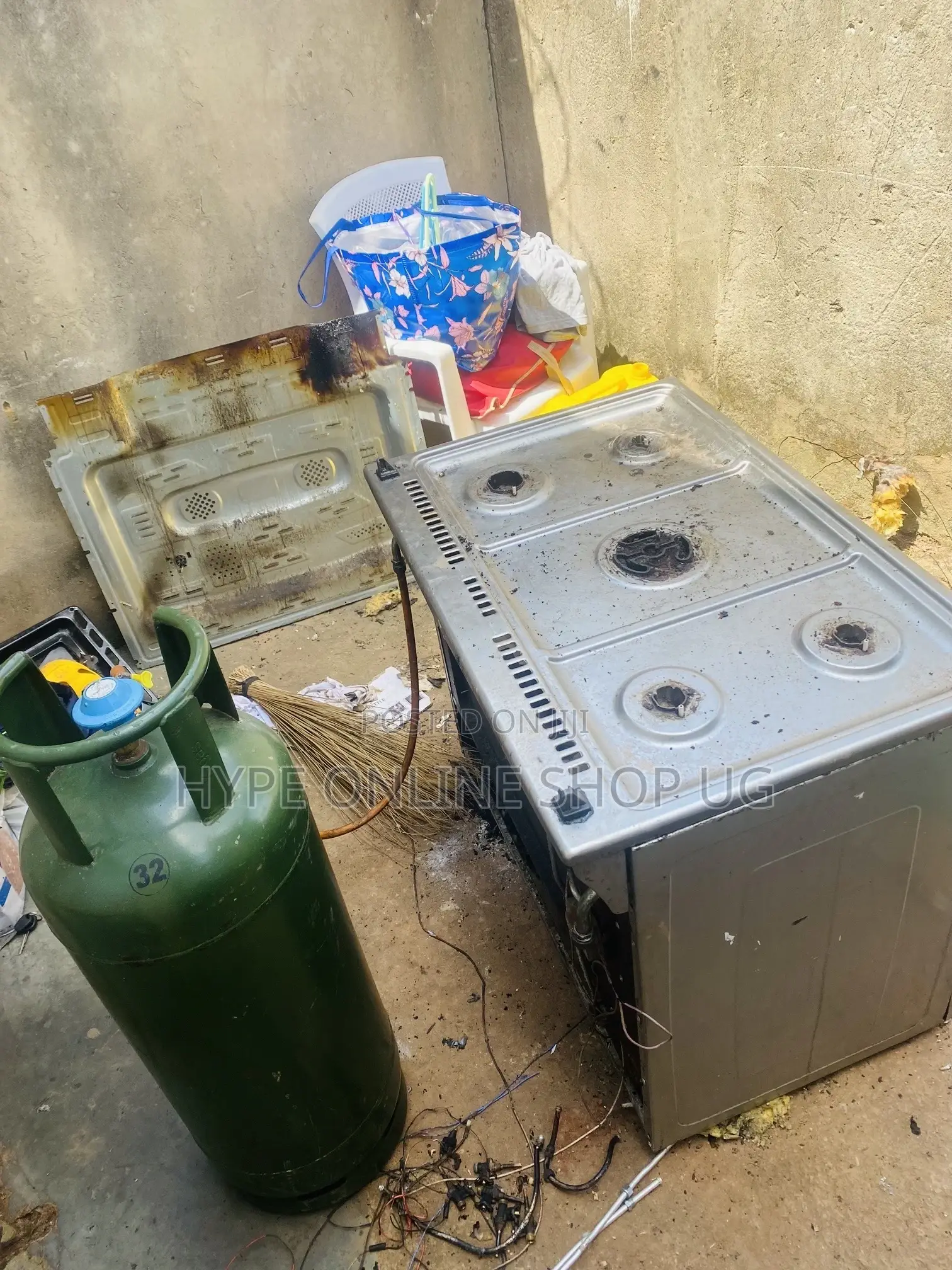 Commercial Cookers,Oven Repair Technicians