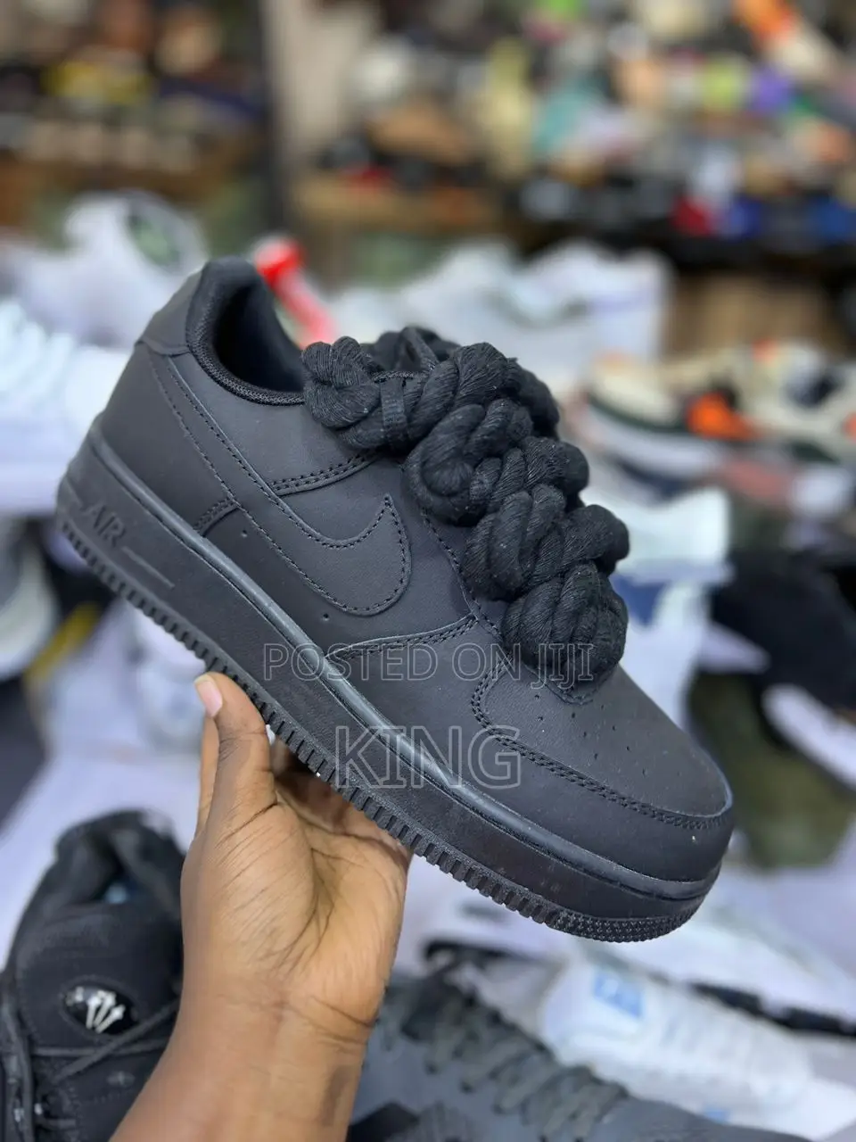 Nike Air Force 1 Low O7 Black Chunky Laces