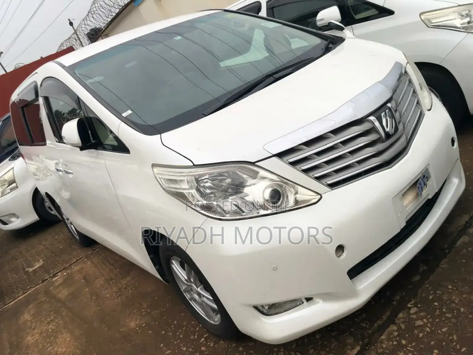 Toyota Alphard 2012 White