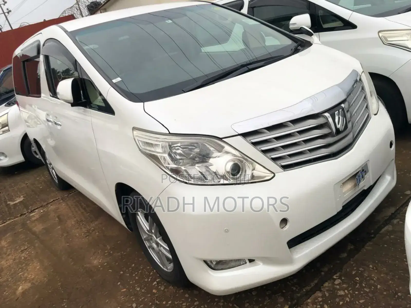Toyota Alphard 2012 White