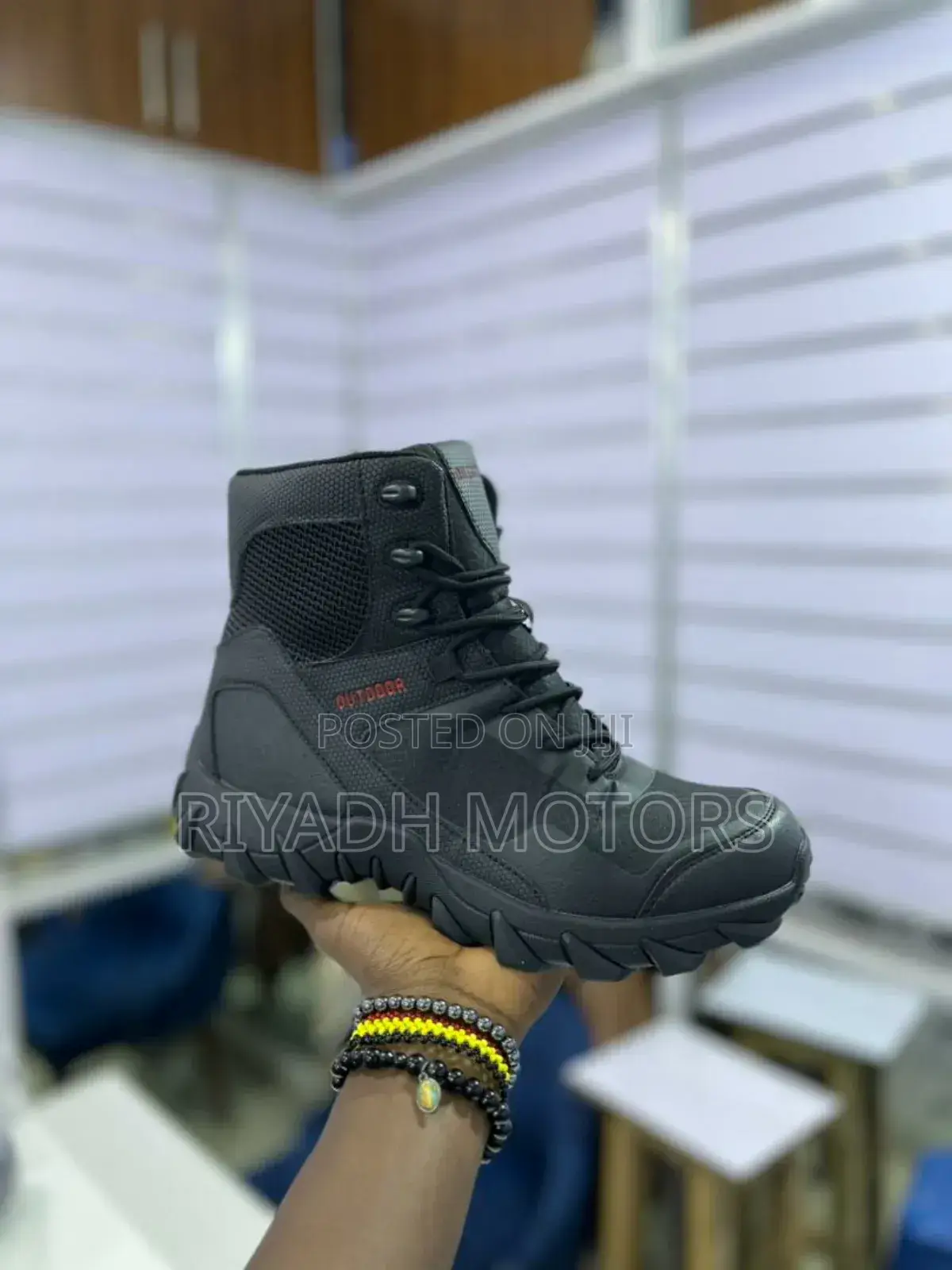 Janggle Boots