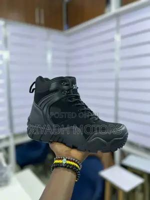 Janggle Boots