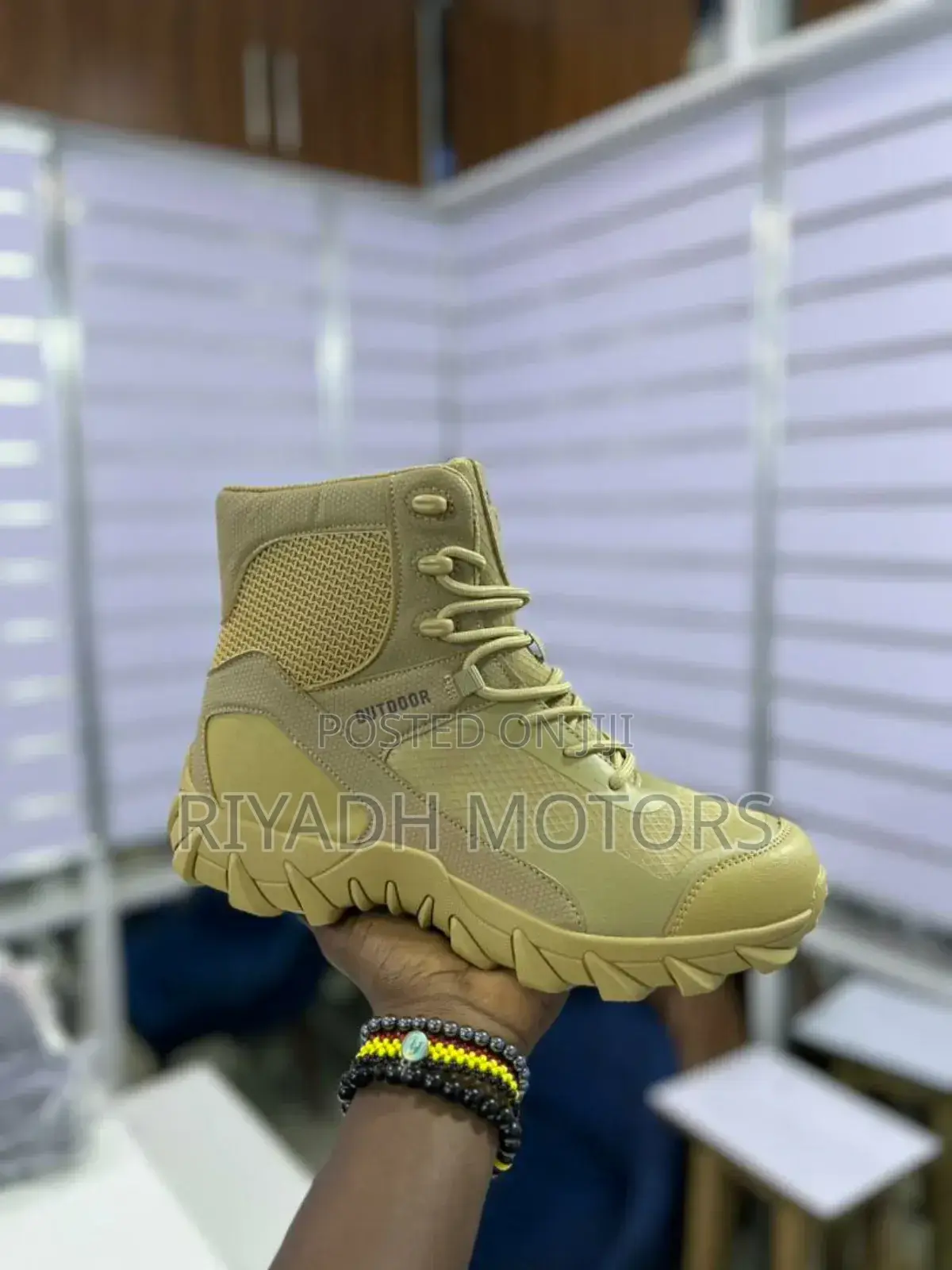 Janggle Boots