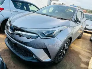 Toyota C-HR 2018 Silver