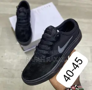 Original Nike SB Chron Charge Suede Sneakers