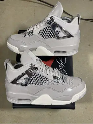 Original Grey Air Jordan 4 Retro “Frozen Moments” Sneaker