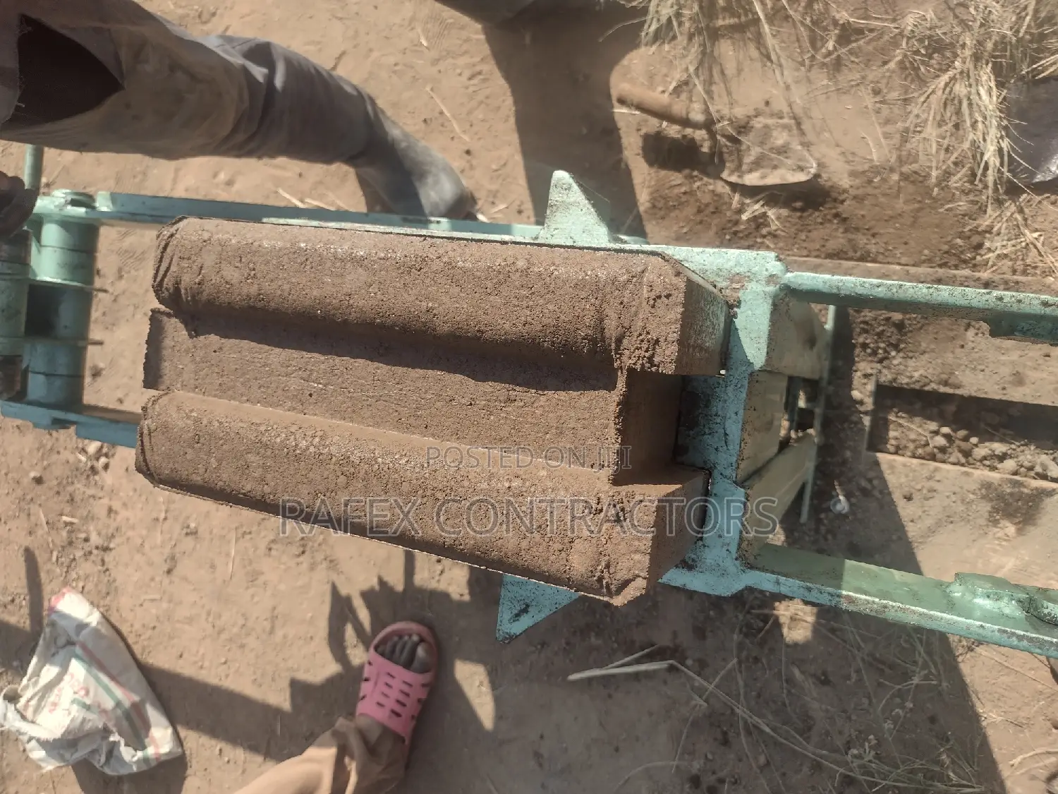 Interlocking Soil Block Laying ( Issb )