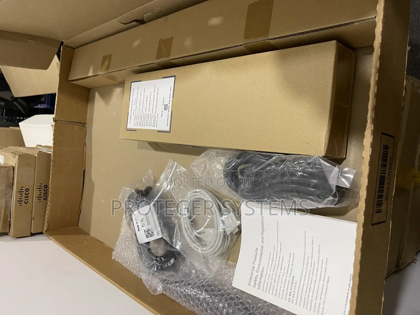 New Server Dell PowerEdge R640 32GB Intel Xeon HDD+SSD 1.5T