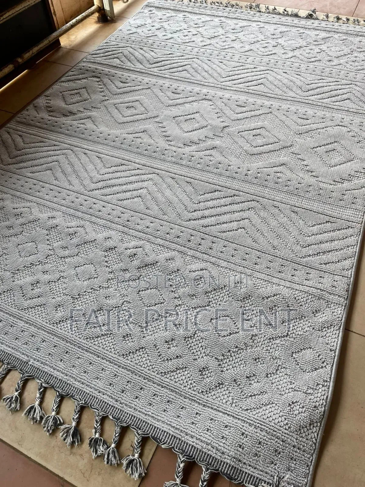 Original Wool Center Carpets.1.5x 2 Metres.( Gray).