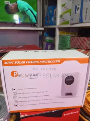 MPPT Charge Controller 30A