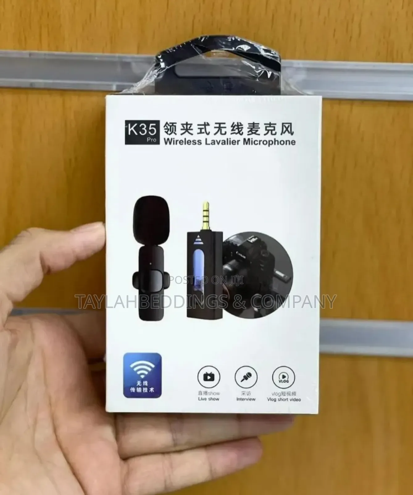  Wireless Lavalier Microphone 3.5mm Aux