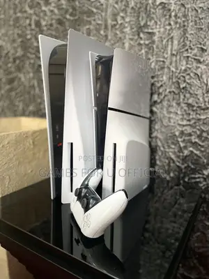 Ps5 Slim Uk Used With One Game Pad and One Game At