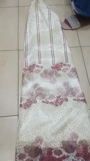 Gomesi Materials