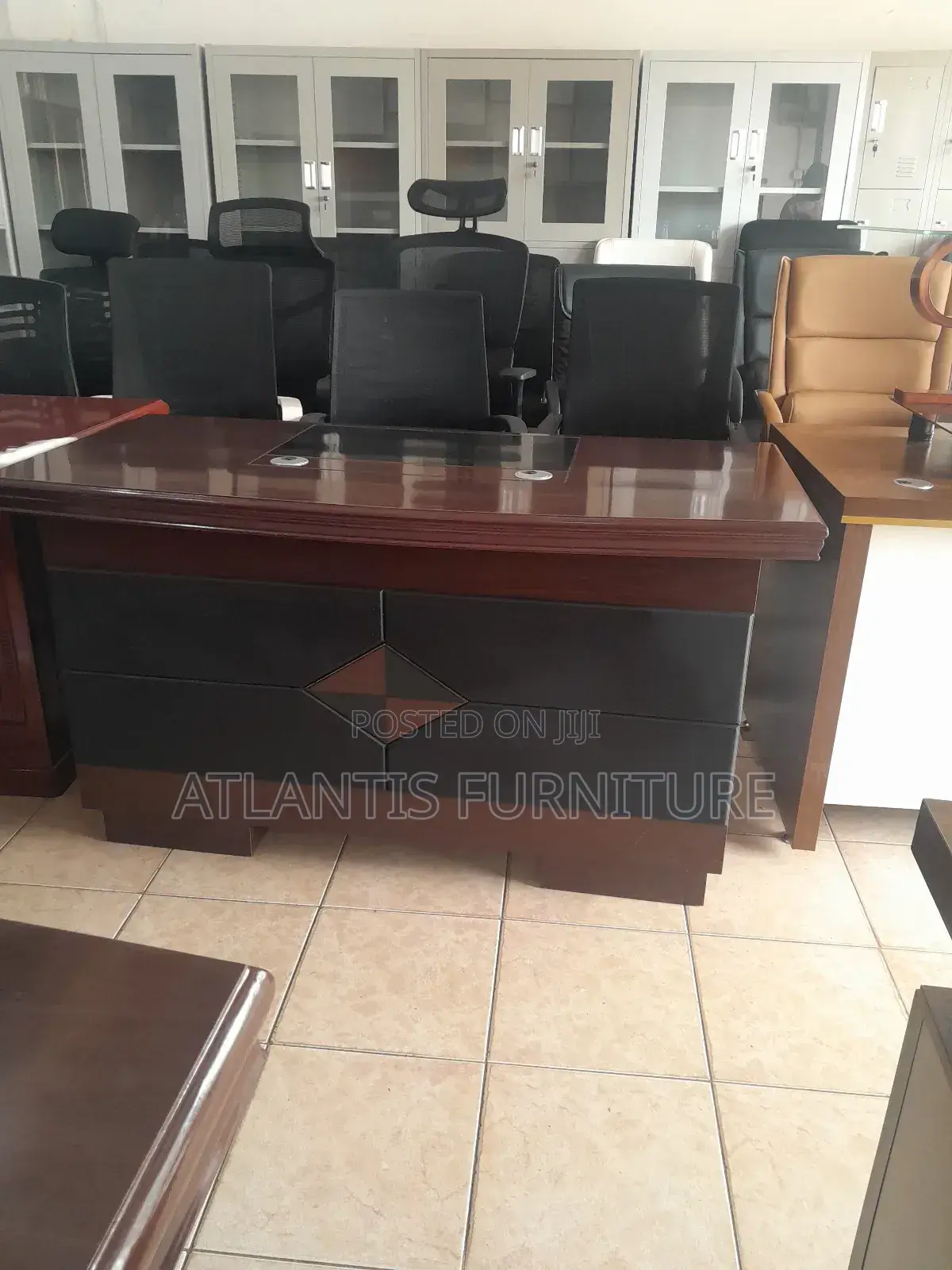 Sissons Office Desk (140cm)
